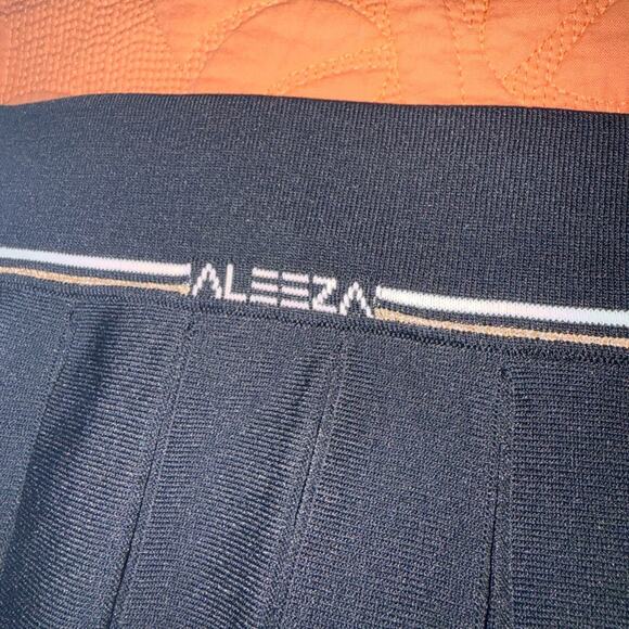 Aleeza Paris - 27” knit Tennis 🎾 Women's Skirt NWT MED - Picture 4 of 5